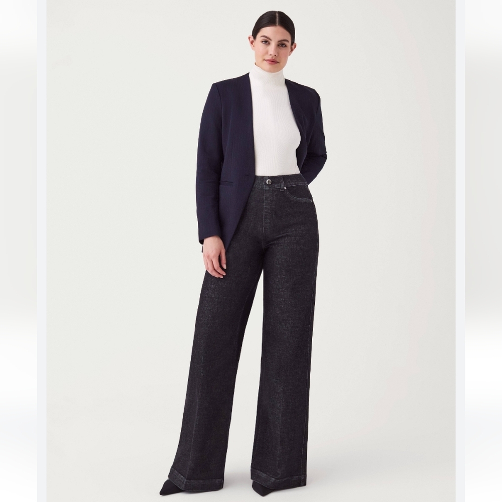 SPANX Wide Leg Pants in Black